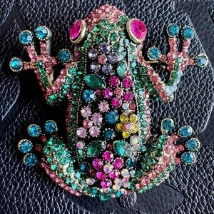 New XL Gorgeous Faceted Austrian Crystal Frog Statement Pin Brooch - 2.50”